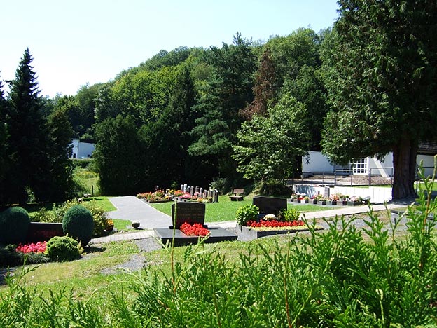 Friedhof langenbach